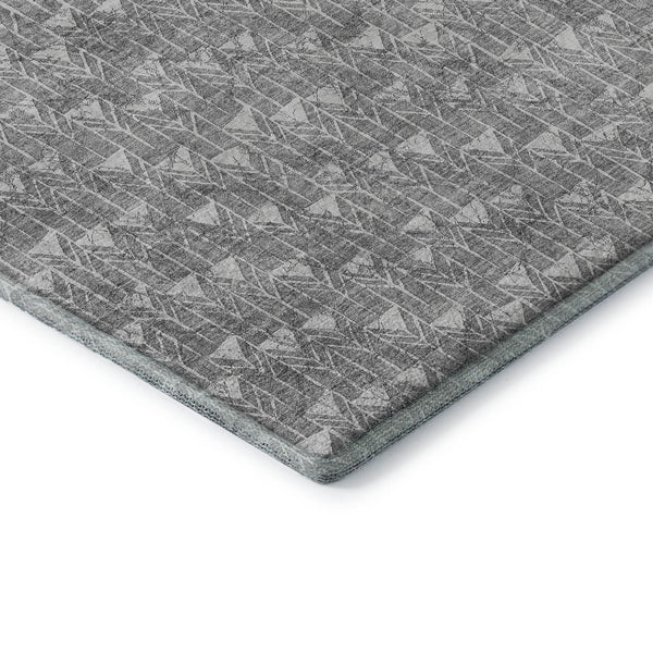HomeRoots 5' X 8' Gray And Ivory Geometric Washable Area Rug - Durable, Stain Resistant, UV Protected Design 647088