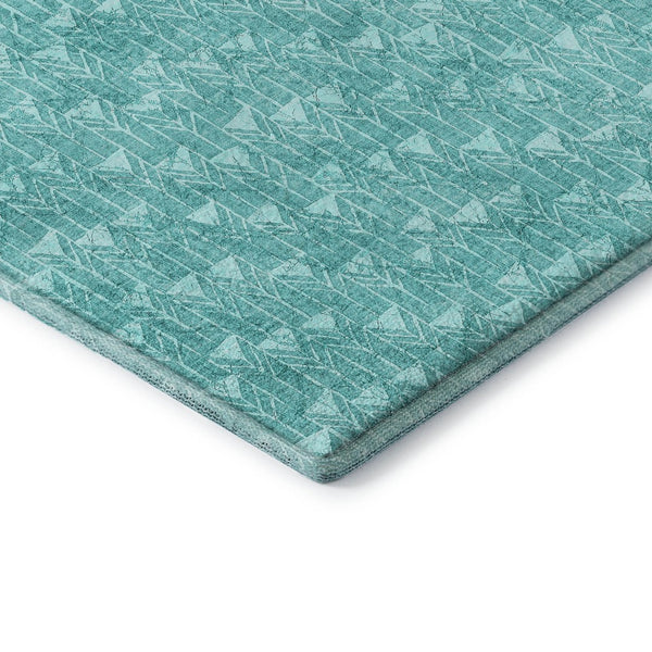 HomeRoots 8' Teal and Ivory Geometric Round Rug - Washable, UV-Protected, Ideal for Indoor and Outdoor Spaces 647119