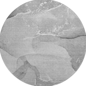 HomeRoots 8' Gray And Ivory Abstract Round Rug – Washable, UV Protected, Stain Resistant for Modern Homes 647203