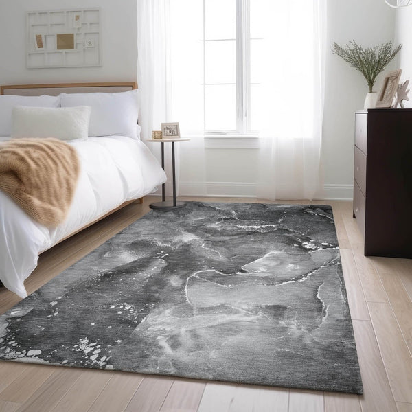 HomeRoots 8' X 10' Gray And Ivory Abstract Area Rug - Washable, UV Protected, Stain Resistant, Modern Design 647228