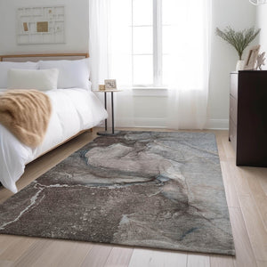 HomeRoots 8' X 10' Abstract Washable Area Rug in Taupe & Ivory - Durable, Stain Resistant, UV Protected Style! 647426