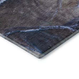 HomeRoots 8' Navy Blue and Gray Abstract Washable Round Rug with UV Protection for Stylish, High-Traffic Areas 647443