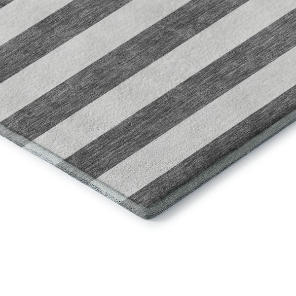 HomeRoots 8' Charcoal and Ivory Striped Round Rug - Washable, UV-Protected, Stain-Resistant for Busy Homes 647569