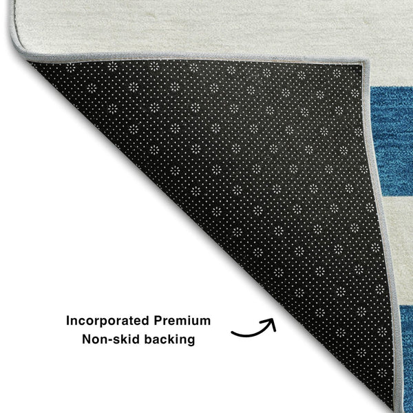 HomeRoots 8' Navy Blue And Ivory Striped Washable Round Rug - Stain Resistant, UV Protected, Easy-Care Design 647611
