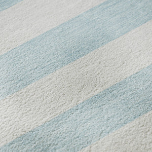HomeRoots 8' Sky Blue & Ivory Striped Round Rug - UV Protected, Washable, Durable & Ideal for Any Space! 647659