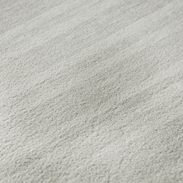 HomeRoots 8' Striped Washable Round Rug with UV Protection – Durable Ivory & Gray Design for Busy Homes 647815