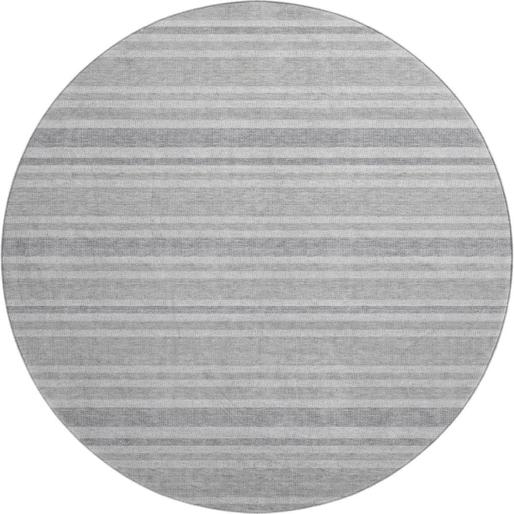 HomeRoots 8' Silver and Gray Striped Washable Round Rug - Stylish, Durable, UV Protected for High-Traffic Areas 647869