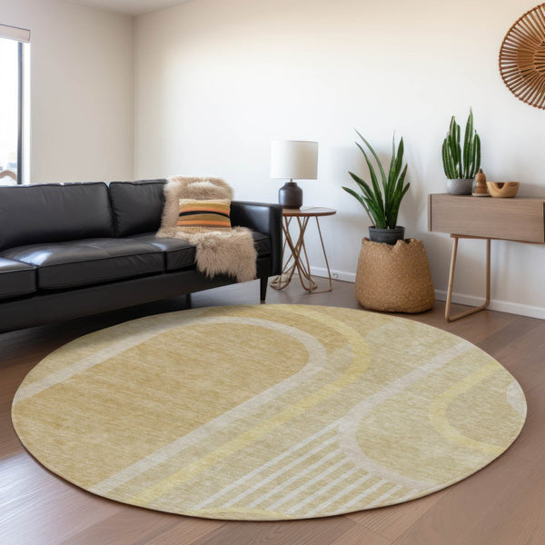 HomeRoots 8' Beige and Gold Geometric Round Rug – Washable, UV-Protected, Durable Design for Modern Homes 647899