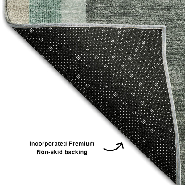 HomeRoots 8' Emerald and Gray Geometric Round Rug - Washable, Durable, UV-Protected for Modern Spaces 647905