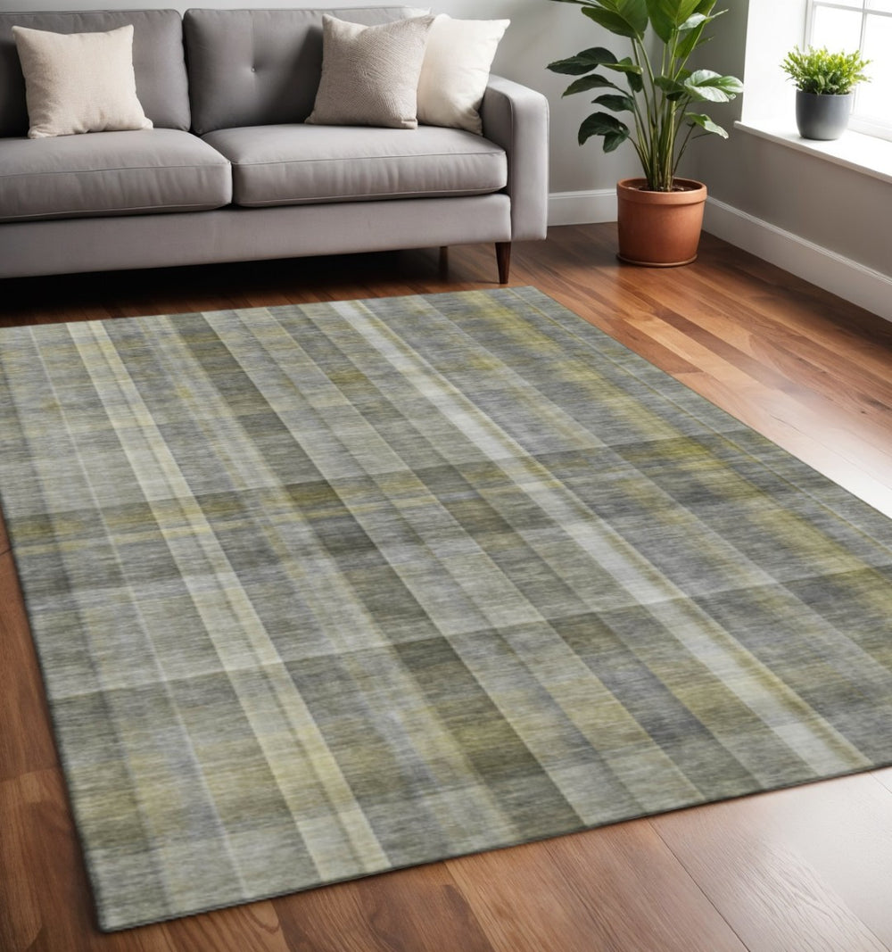 HomeRoots 5' X 8' Gray And Gold Plaid Washable Area Rug - Stylish, Durable, UV-Protected for Modern Living Spaces 648012