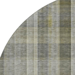 HomeRoots 8' Gray and Gold Plaid Washable Round Rug - Durable, UV Protected, Stylish Addition for Any Room 648013
