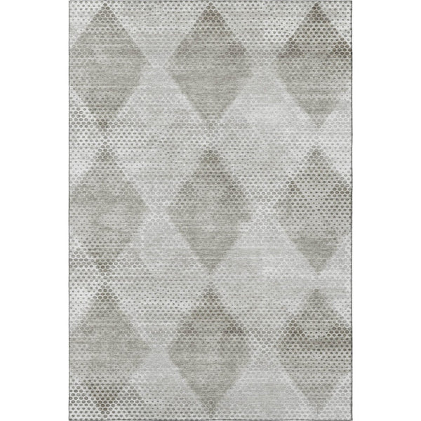 HomeRoots 5' X 8' Gray and Ivory Geometric Area Rug - Washable, UV Protected, Durable for High-Traffic Spaces 648186