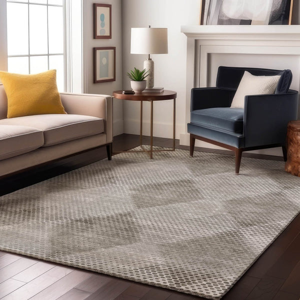HomeRoots 10' X 14' Gray And Ivory Geometric Area Rug - Washable, UV Protected, Stain Resistant & Modern Design 648190