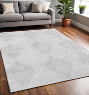 HomeRoots 5' X 8' Ivory and Silver Geometric Area Rug - Stylish, Washable, UV Protected, Perfect for Homes! 648192