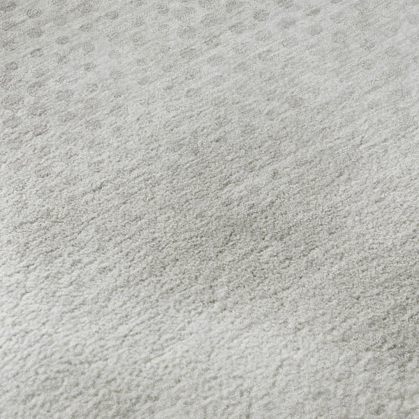 HomeRoots 8' Ivory and Silver Geometric Round Rug - Washable, Stain-Resistant, UV-Protected for Active Homes 648193