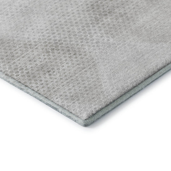 HomeRoots 8' X 10' Stylish Ivory & Silver Geometric Washable Area Rug with UV Protection for High-Traffic Spaces 648194