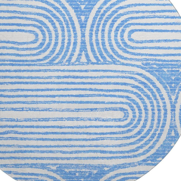 HomeRoots 8' Blue and Ivory Geometric Round Rug - Washable, UV-Protected, Durable for High-Traffic Areas 648229