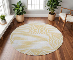 HomeRoots 8' Gold And Ivory Geometric Round Rug - Washable, Stain-Resistant, UV-Protected for Busy Homes 648241