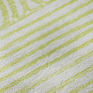 HomeRoots 8' Green and Ivory Geometric Washable Round Rug - Stylish, Durable, UV Protected for Busy Homes 648247