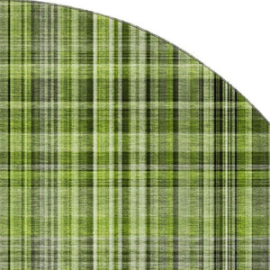 HomeRoots 8' Green Gray Ivory Plaid Washable Round Rug – Durable, Stain-Resistant, UV Protected for Any Room 648271