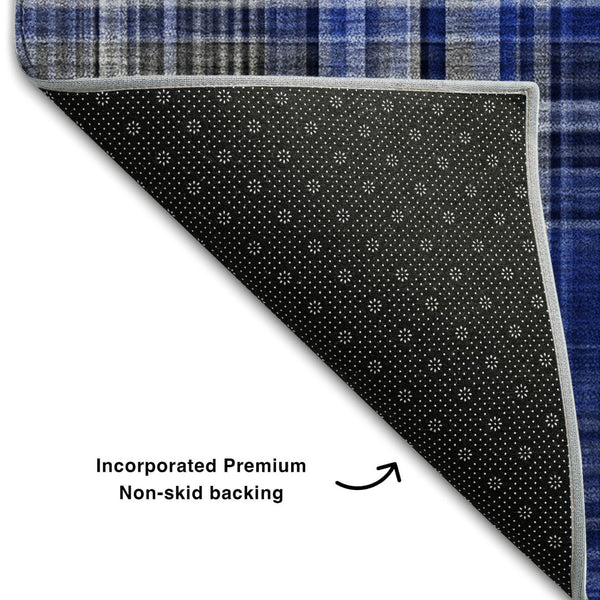 HomeRoots 8' Navy Blue & Gray Plaid Washable Round Rug - Durable, Stylish, UV-Protected for Every Space! 648277