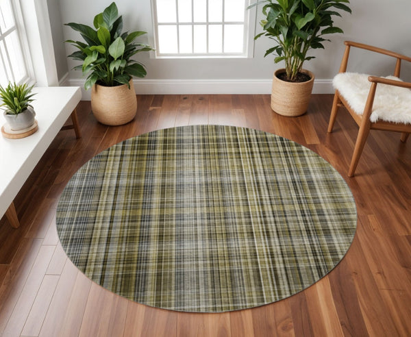 HomeRoots 8' Taupe and Coffee Plaid Washable Round Rug – Stylish, Durable, Stain-Resistant with UV Protection! 648301