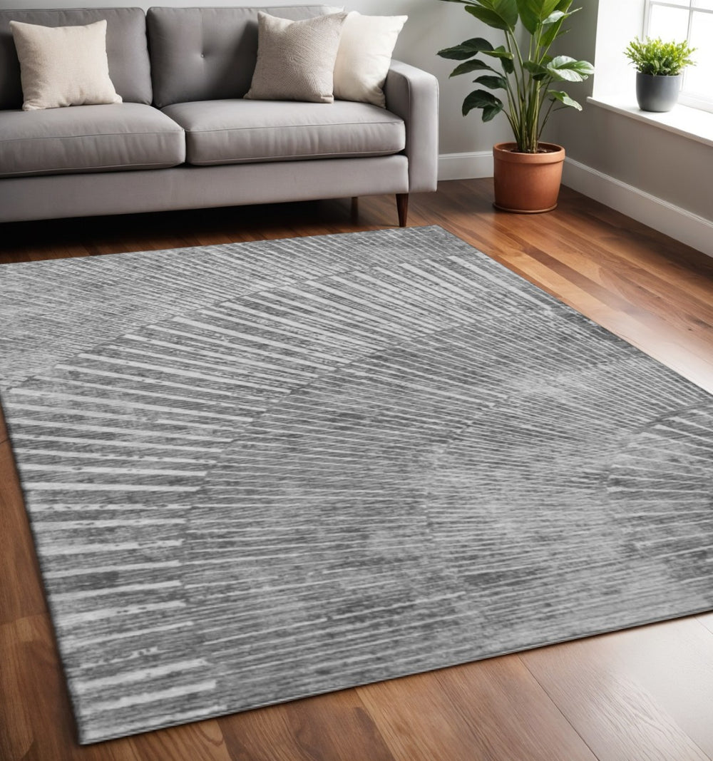 HomeRoots 5' X 8' Gray and Ivory Geometric Area Rug - Washable, UV Protected, Stain Resistant for High-Traffic Areas 648330