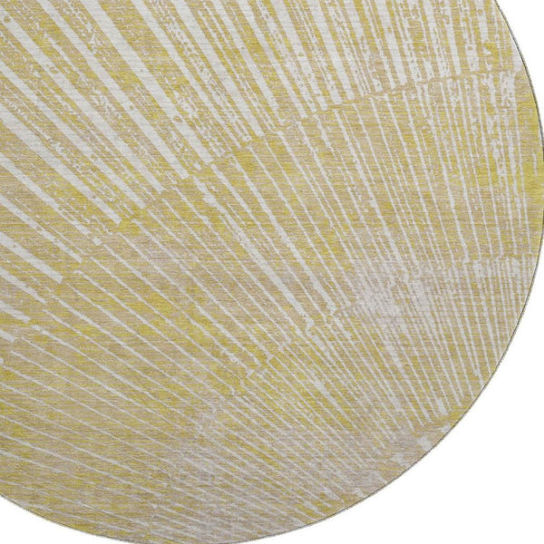 HomeRoots 8' Wheat and Beige Geometric Round Rug – Washable, UV-Protected, Durable for Indoor and Outdoor Use! 648361