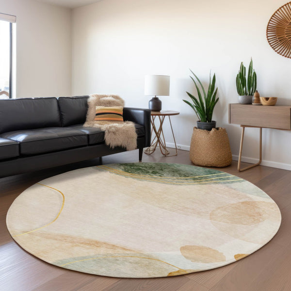 HomeRoots 8' Stylish Beige Copper Taupe Washable Round Rug - UV Protected, Stain Resistant for Modern Homes 648445