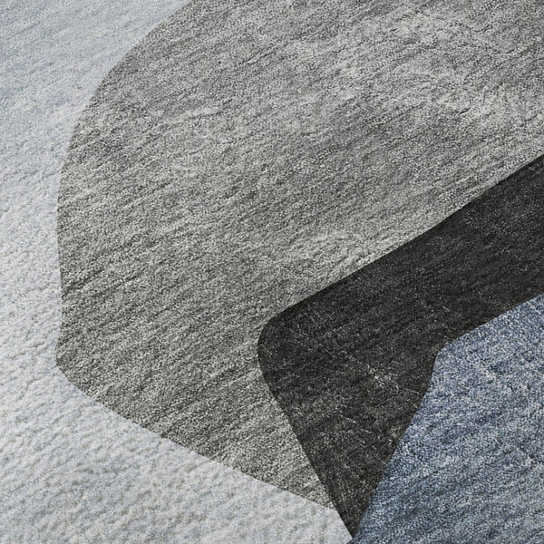 HomeRoots 8' Blue and Gray Abstract Washable Round Rug - Durable, Stain-Resistant, UV Protected for Modern Homes 648463