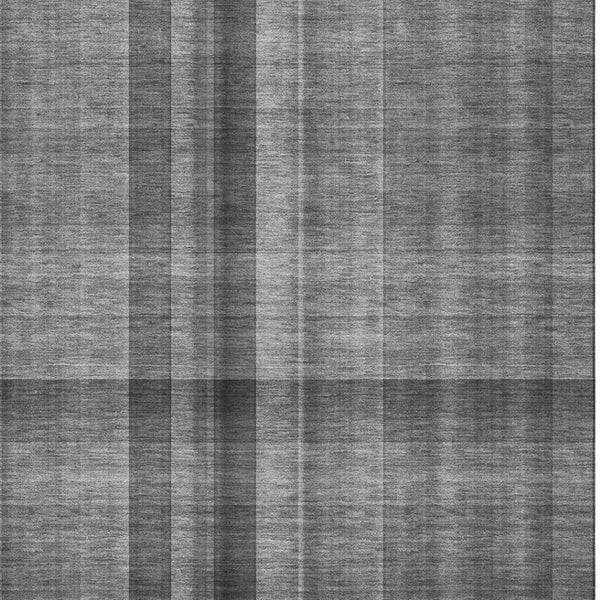 HomeRoots 5' Gray and Ivory Plaid Washable Area Rug - Durable, UV-Protected, Stain-Resistant Design for Homes 648498