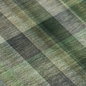 HomeRoots 8' Green and Gray Plaid Washable Round Rug - Durable, UV-Protected, Soft Texture for Family Spaces 648505