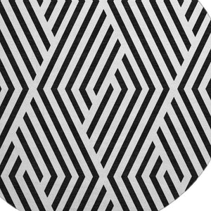 HomeRoots 8' Black And Ivory Geometric Round Rug - Durable, Washable, UV-Protected, Ideal For Modern Spaces 648517