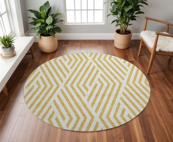 HomeRoots 8' Gold and Ivory Geometric Round Rug - Durable, Washable, UV-Protected, Perfect for Any Space! 648535