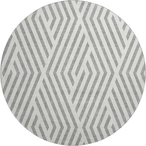 HomeRoots 8' Gray and Ivory Geometric Round Washable Rug with UV Protection - Stylish, Durable & Easy Care! 648541