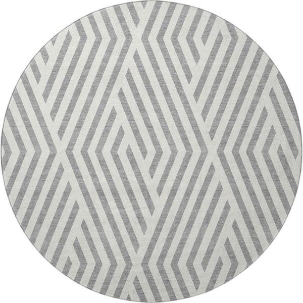 HomeRoots 8' Gray and Ivory Geometric Round Washable Rug with UV Protection - Stylish, Durable & Easy Care! 648541