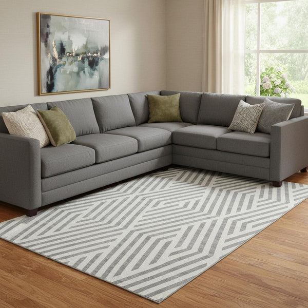 HomeRoots 8' X 10' Gray and Ivory Geometric Washable Area Rug – Durable, UV-Protected, Ideal for Busy Homes! 648542