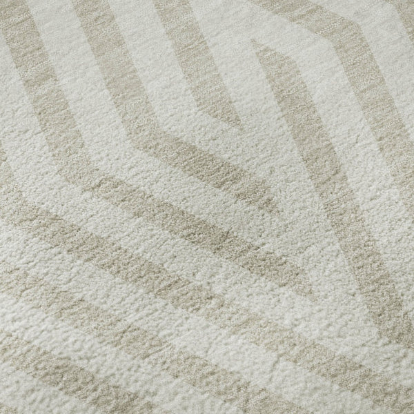 HomeRoots 8' Ivory and Beige Geometric Round Rug - Durable, Washable Design with UV Protection for Any Room 648547