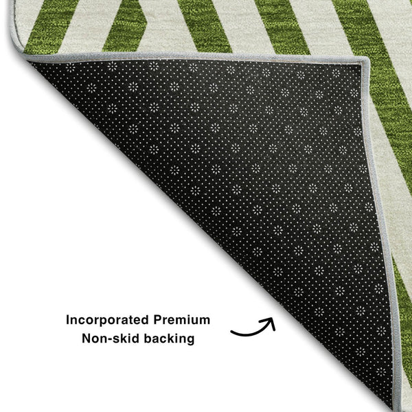 HomeRoots 8' Olive Green Geometric Round Rug - UV Protected, Washable & Stain-Resistant for High-Traffic Homes 648571