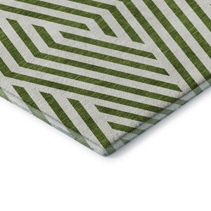 HomeRoots 8' Olive Green Geometric Round Rug - UV Protected, Washable & Stain-Resistant for High-Traffic Homes 648571
