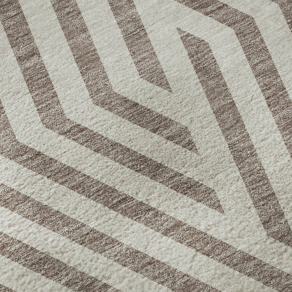 HomeRoots 8' Taupe and Ivory Geometric Round Rug - Washable, UV Protected, Stain Resistant for High Traffic Areas 648595