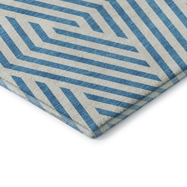 HomeRoots 8' Teal and Ivory Geometric Round Rug - Washable, UV-Protected, Durable & Stylish for Any Space! 648601