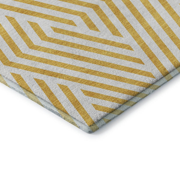 HomeRoots 8' Yellow and Ivory Geometric Washable Round Rug - Stylish, Durable, UV-Resistant for Active Homes 648607