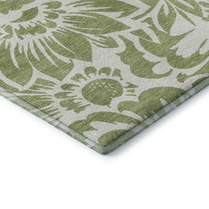 HomeRoots 8' Fern Green Floral Round Rug - Washable, UV-Protected, Durable & Stylish for Family Homes 648613