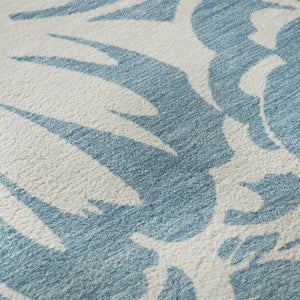 HomeRoots 8' Denim Blue and Ivory Floral Washable Round Rug - Durable, UV-Protected, Perfect for Any Space 648637