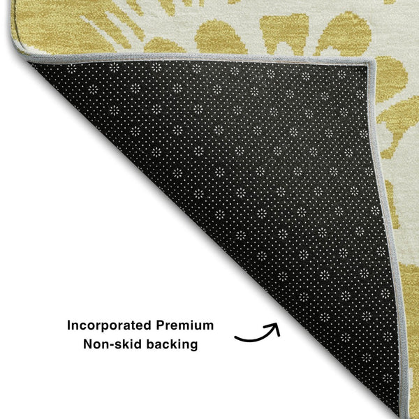 HomeRoots 5' X 8' Floral Washable Area Rug in Gold & Ivory - Durable, Stain-Resistant with UV Protection! 648642