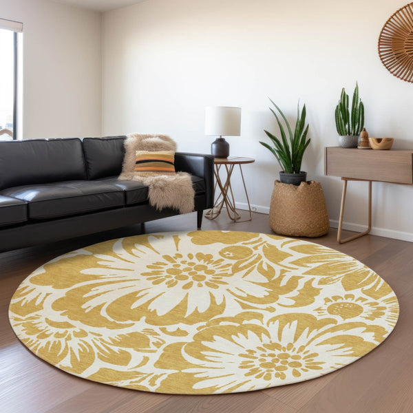HomeRoots 8' Gold and Ivory Floral Round Rug - Washable, UV Protected, Durable, Stain Resistant for High-Traffic Areas 648643