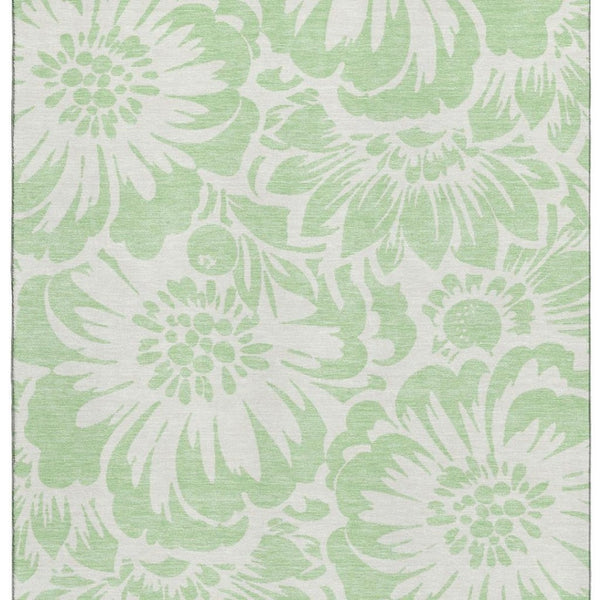 HomeRoots 5' X 8' Mint Green Floral Area Rug - Washable, UV Protected, Durable & Stylish for Any Space 648660