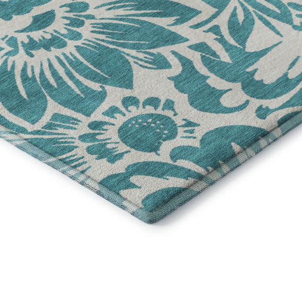 HomeRoots 8' Teal Floral Round Rug - Washable, UV Protected, Durable Design for Indoor & Outdoor Spaces 648709
