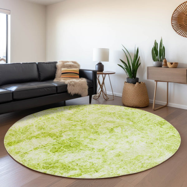 HomeRoots 8' Fern Green and Ivory Abstract Round Rug - Washable, UV Protected, Stylish for High Traffic Areas 648775